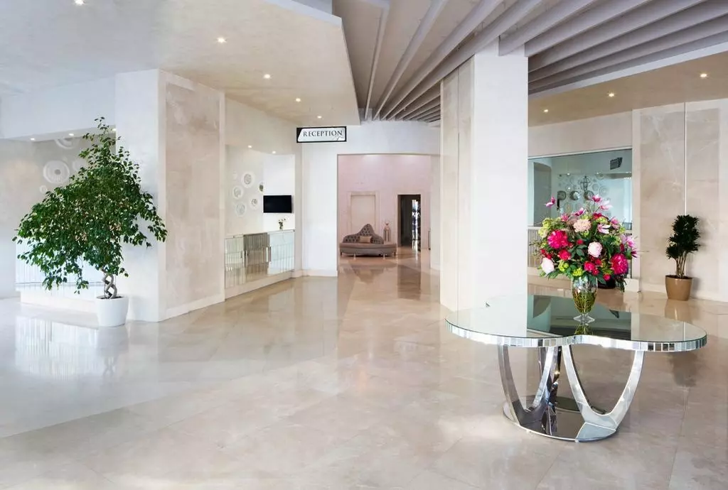 hotel qafqaz sahil baku_shabavizparvaz_11.jpg